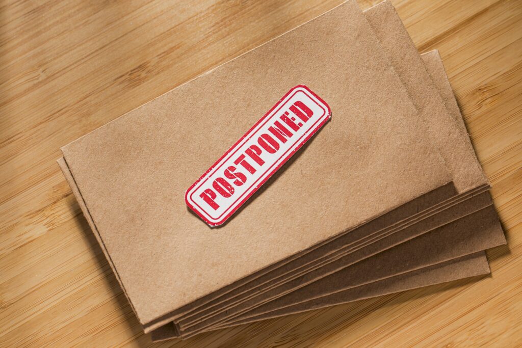 envelope-with-postponed-message-stack