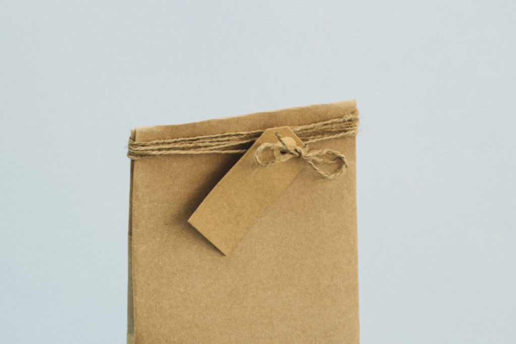 paper-bag-with-tag